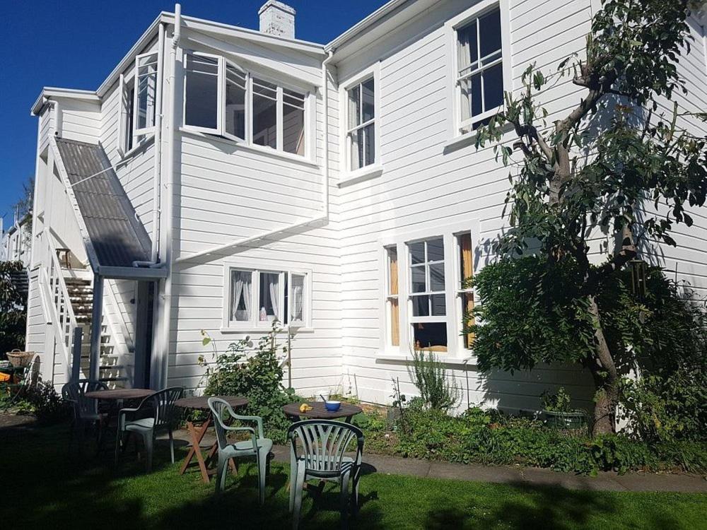 纳尔逊 Honeysuckle House旅舍 外观 照片