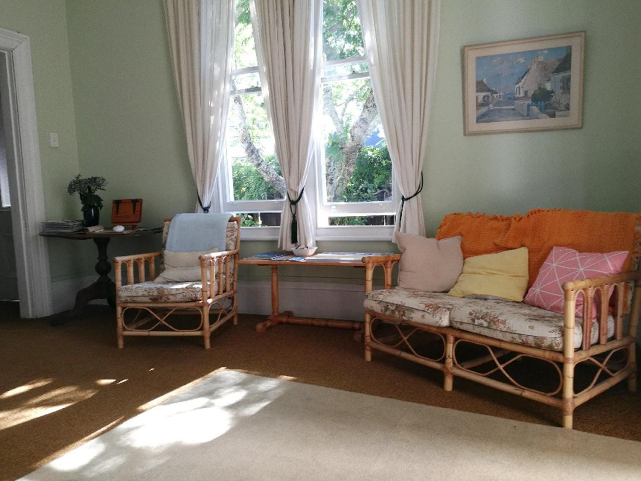 纳尔逊 Honeysuckle House旅舍 外观 照片